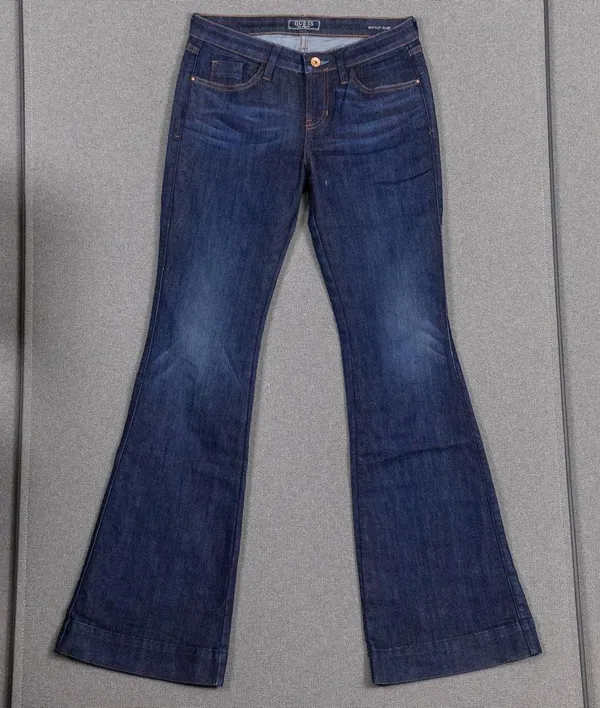 Y2K Guess Brittney Flare Jeans - Image 2