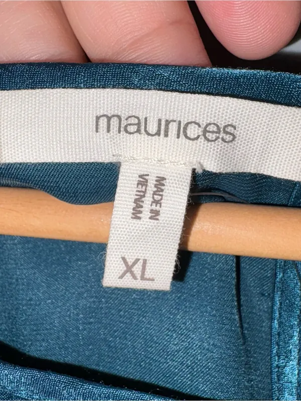 Maurices Women’s Fallon Satin‎ Blouse XL Split Relaxed Pullover Blue Keyhole NWT - Image 4