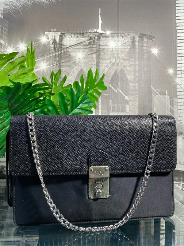 Authentic VALENTINO Black Leather and Nylon Bag - Image 3