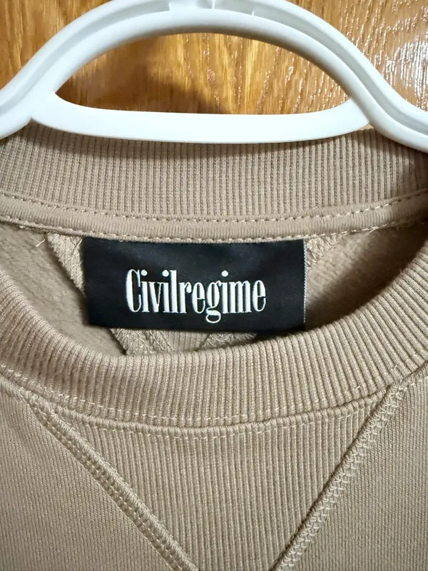 Relaxed Cropped Crewneck Sweatshirt - Image 3