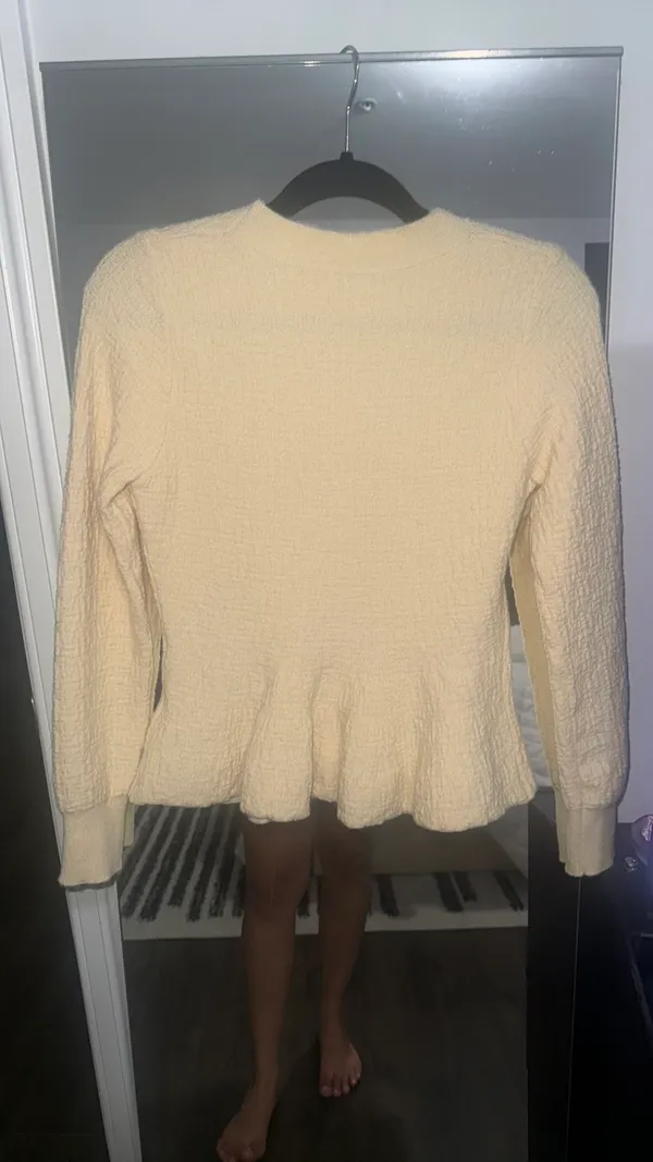 H&M Blouse Beige Long Sleeve - Image 2