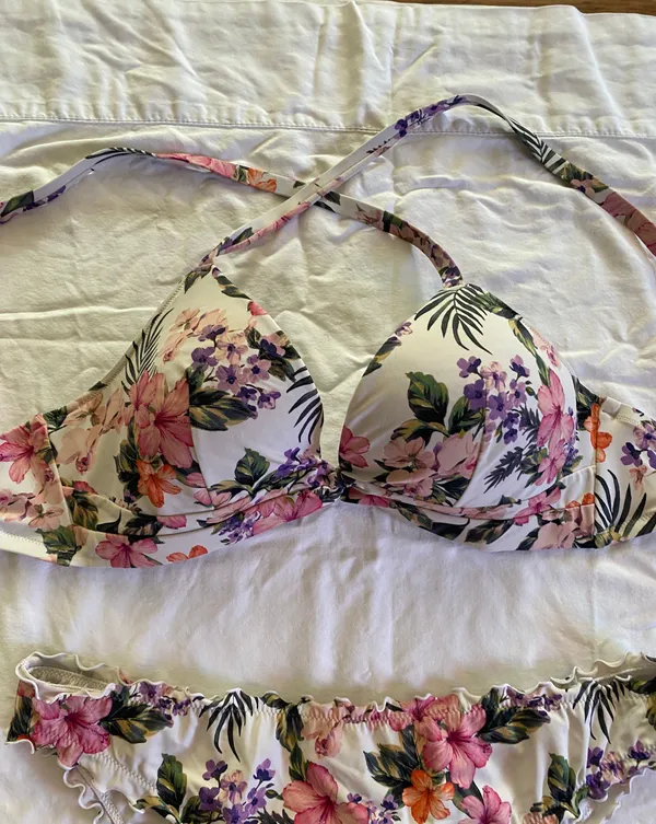 Target Shade And Shore Bikini - Image 3