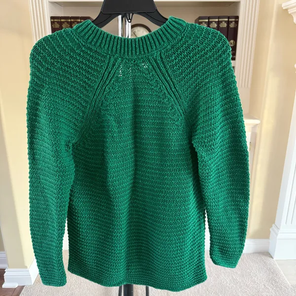 J. Jill Soft Seamed V-Neck Sweater Green Small - Image 2
