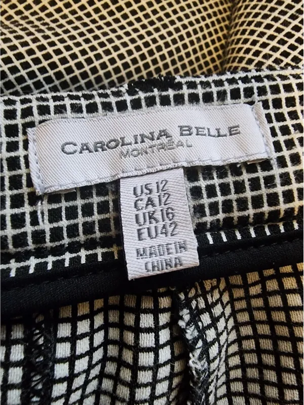 Carolina Belle Women's Black and White Checkered Dress Pants Size 12 - Image 5