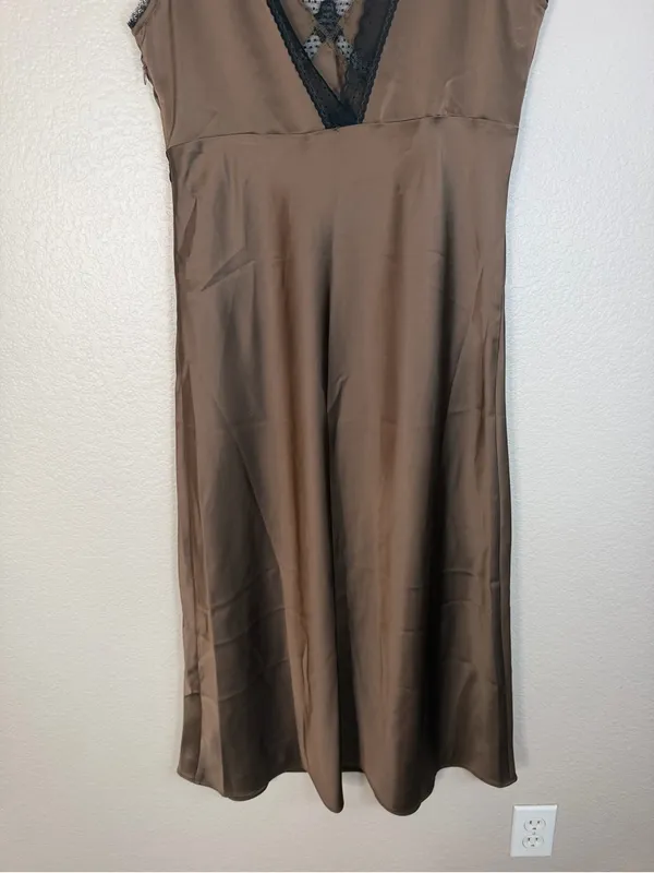 House Of Harlow 1960 Brown Satin Maxi Dress With Black Lace Trim size Large $198 - Image 9