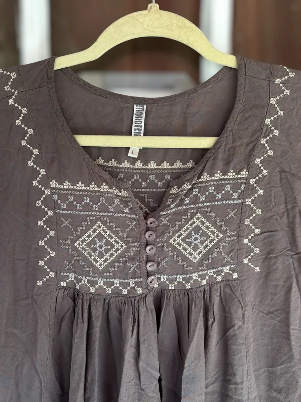 Monoreno Women's Large Brown Southwestern Embroidered Peasant Boho Tunic Top - Image 7
