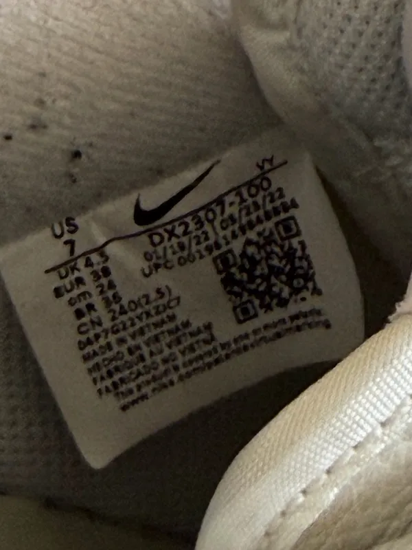 Nike Air Force 1 Low 40th Anniversary Edition Bronx Origins - Image 3