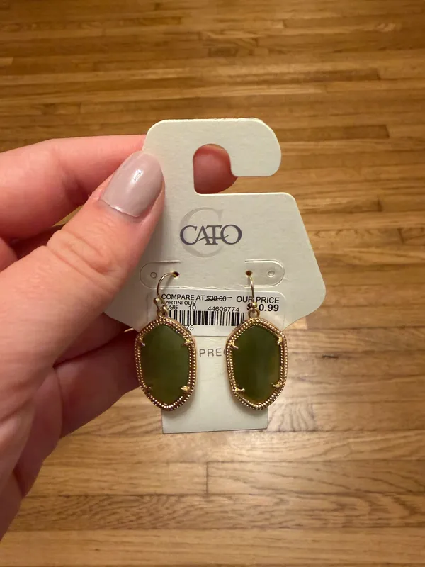 Cato Olive Earrings - Image 2