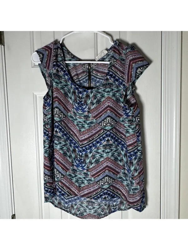 Pink Rose Women's Medium Patterned Sleeveless Top with Front Zipper - Image 3