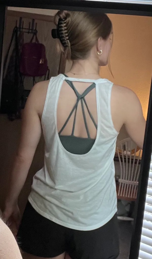 Nike White Workout Tank - Image 2