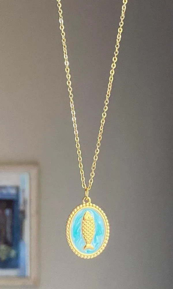 Handmade gold tone stainless steel fish necklace 🐟🌀 - Image 3