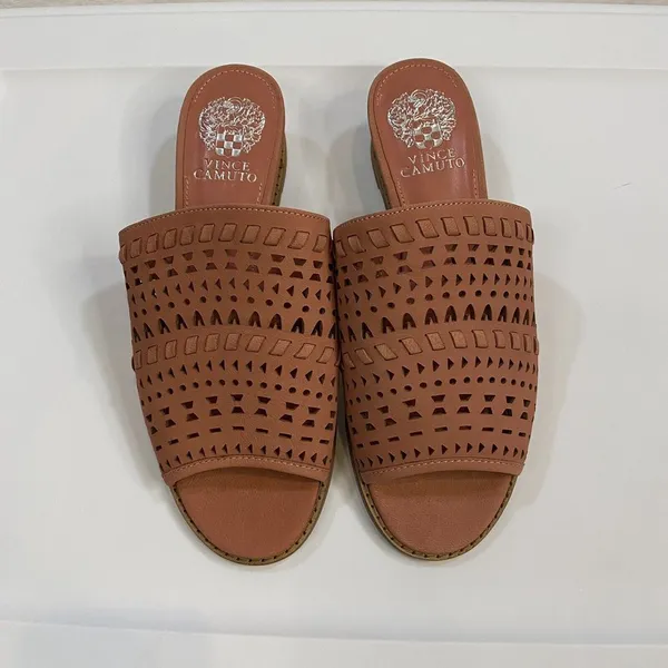 Vince‎ Camuto Leather Wedge Slide Wide Sandals Sushi 8 Wide NWOT - Image 3