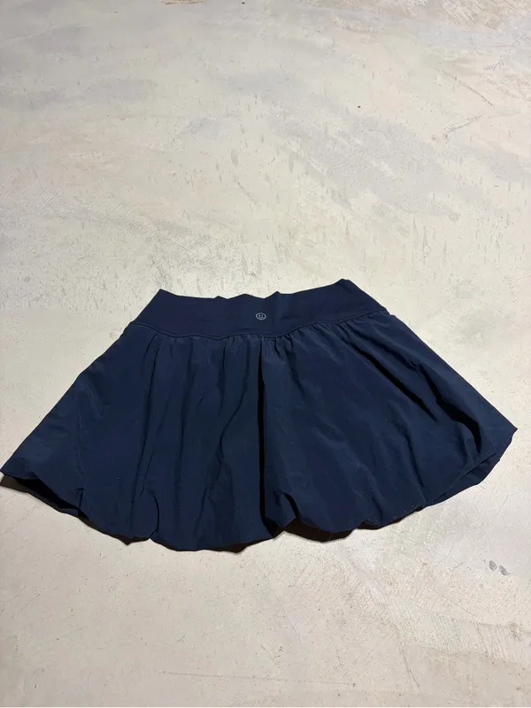 Gilly hicks Navy Athletic Skort medium - Image 4