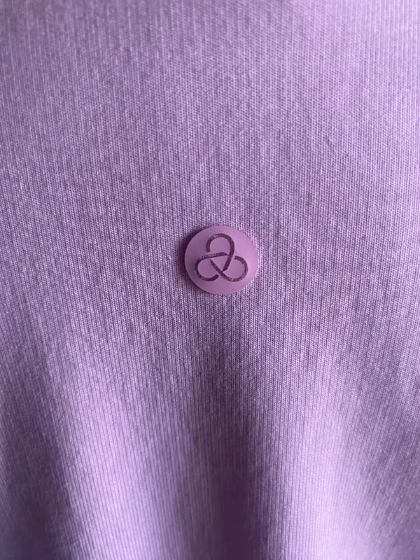 NWOT-ZELLA-PINK CREWNECK SWEATSHIRT-SIZE LARGE Pink crewneck sweatshirt, oversized, has stretch, 92% cotton and 8% spandex New without tags Measurements: Bust: armpit to armpit 28 inches Length: shoulder seam to bottom 26 inches - Image 5