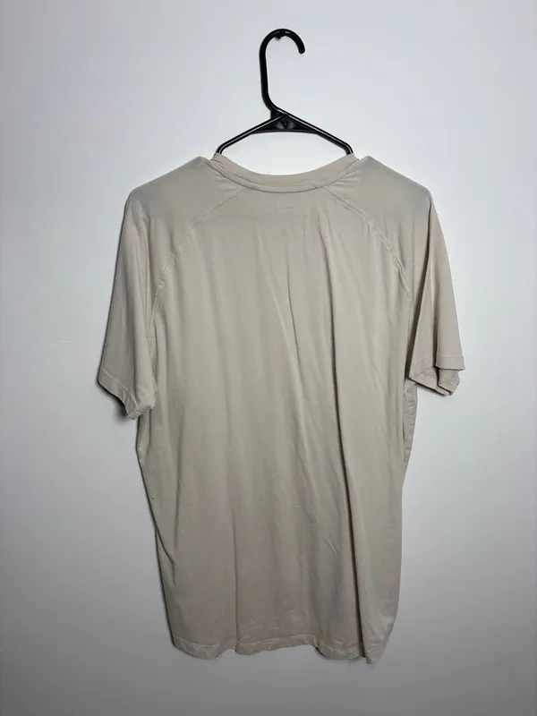 Kenneth Cole Active Crew Neck Raglan Short Sleeve T-Shirt - Image 3