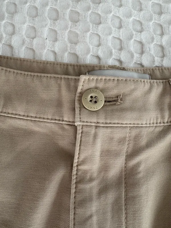 Aritzia Cargo Skirt TNA - Image 4