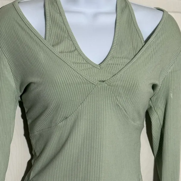 Women's Sage Y2K style halter‎ Long Sleeve Top size XS - Image 3