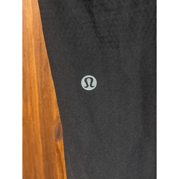 Lululemon zoned in tight leggings size 4 - Image 5