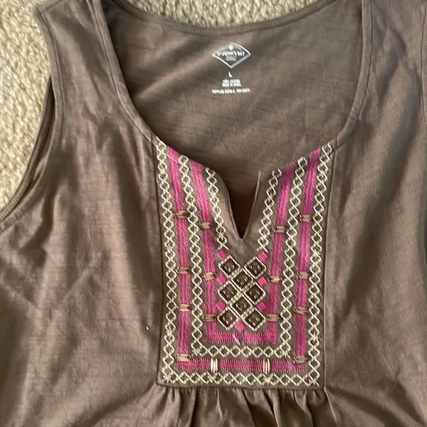 Brand new st John’s Bay tank size L - Image 2