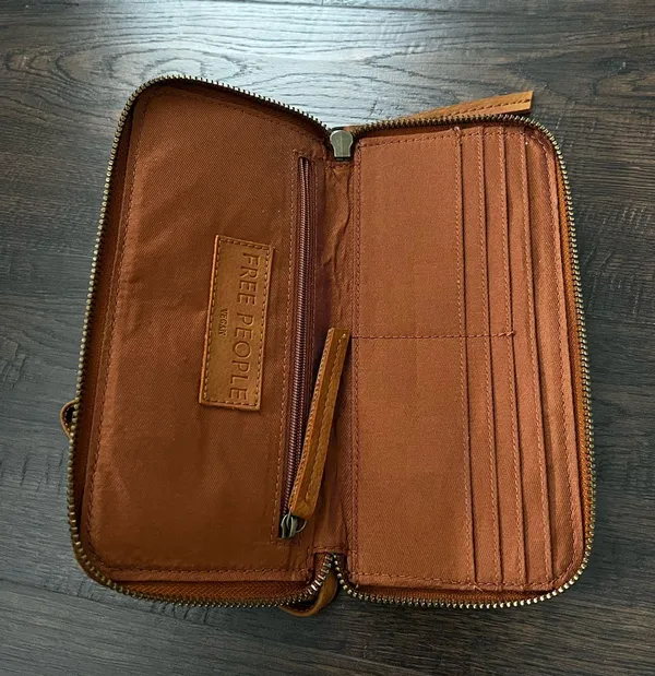 Free People Wallet - Image 5
