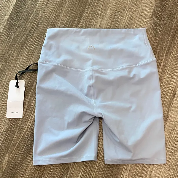 Varley biker shorts always short 7 inches zen blue medium NEW NWT - Image 4