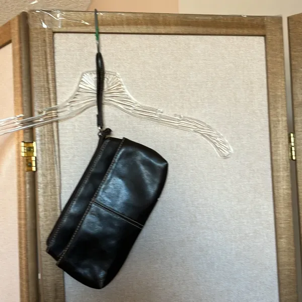 Black wristlet - Image 2