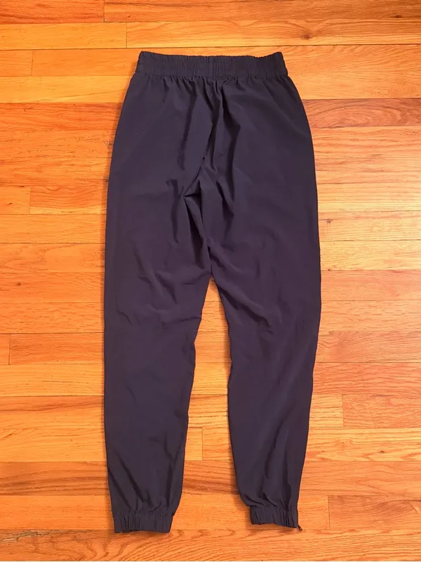 TNA‎ ARITZIA Navy Jogger Pants Sweatpants Navy size XS - Image 2