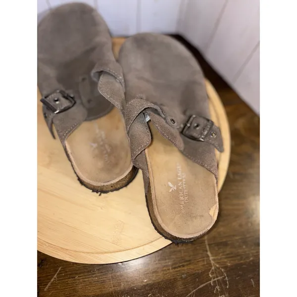 american eagle slip in clogs‎ Buckle Size 7 Suede - Image 9