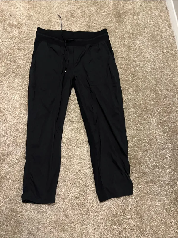 Lululemon Dance studio mid rise crop 25” black 10 - Image 5