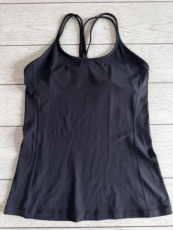 Lululemon black tank top size 8 excellent pre owned condition - Image 2