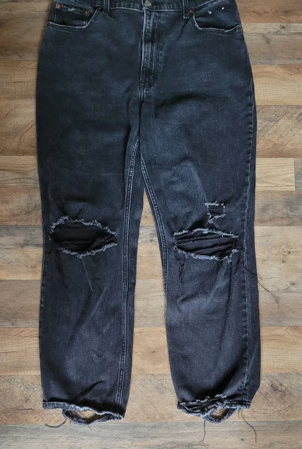 Abercrombie Straight Leg Jeans - Image 5