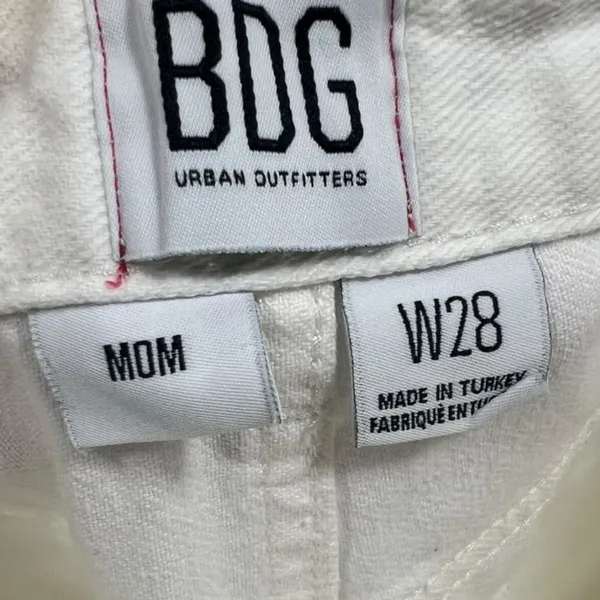 BDG Urban Outfitters‎ Mom Jeans 28 - Image 2