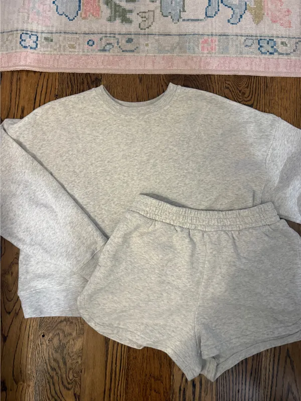 Grey lounge set - Image 2