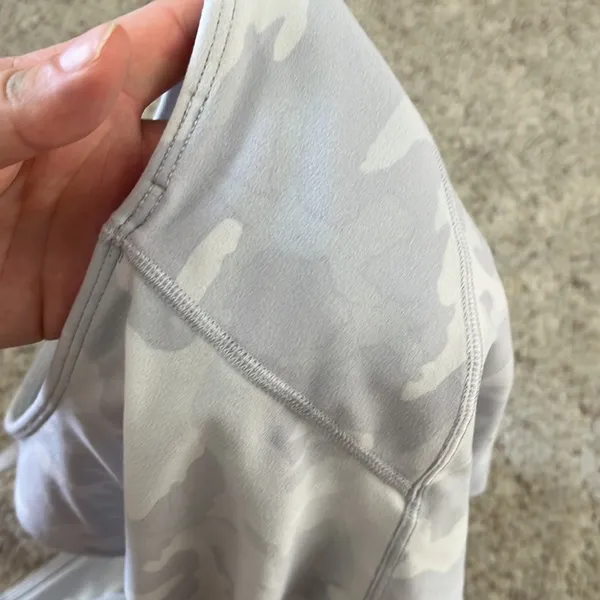 Lululemon Align Tank - Incognito Camo Alpine White Multi Size 14 - Image 6
