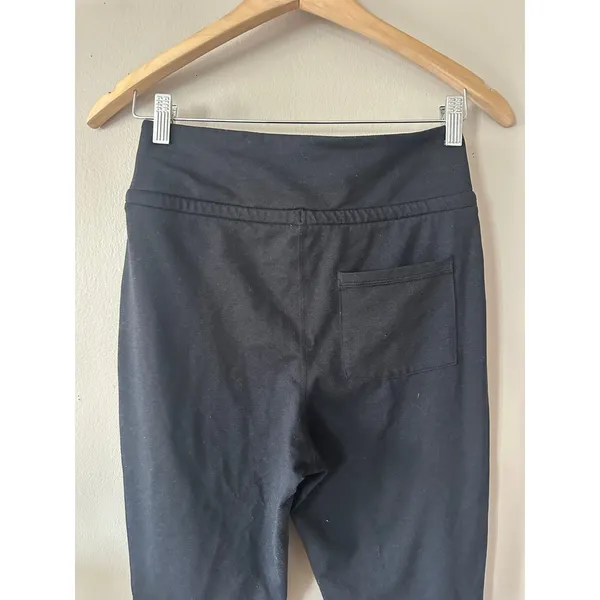 Old Navy Extra High-Waisted CloudComfy Jogger Leggings Black Size M - Image 4
