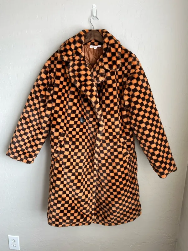Hot and Delicious Fuzzy Feelings Checkered Faux Fur Teddy Trench Coat Size Med - Image 2