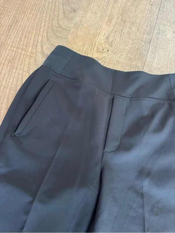 athleta black pleated elastic waist pants - Image 2