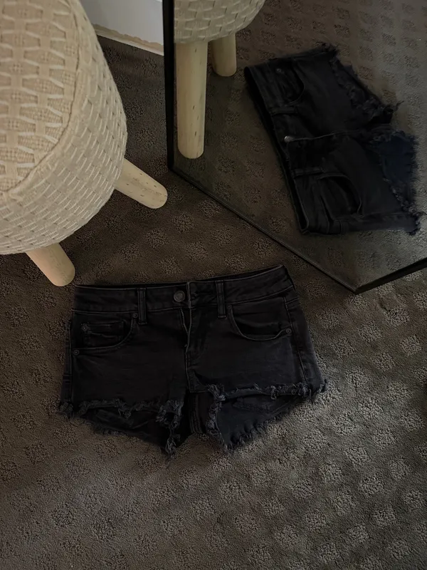 American Eagle Outfitters Black Denim Cutoff Shorts - Image 5
