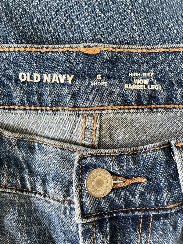 OLD NAVY High-Rise Wow Barrel Leg Jeans Medium Wash Denim Size 6 Short - Image 12