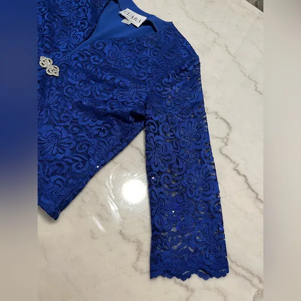 NWOT Cachet Royal Blue Lace Ensemble‎ Size XL - Image 4