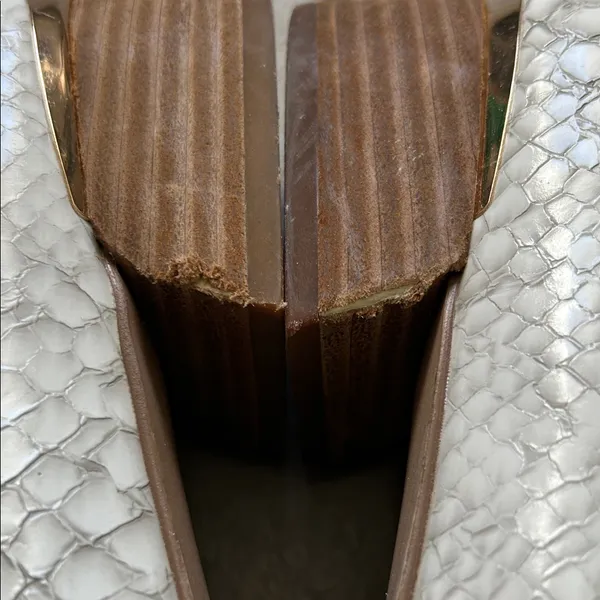 Steve Madden Textured Cream Flats - Image 9