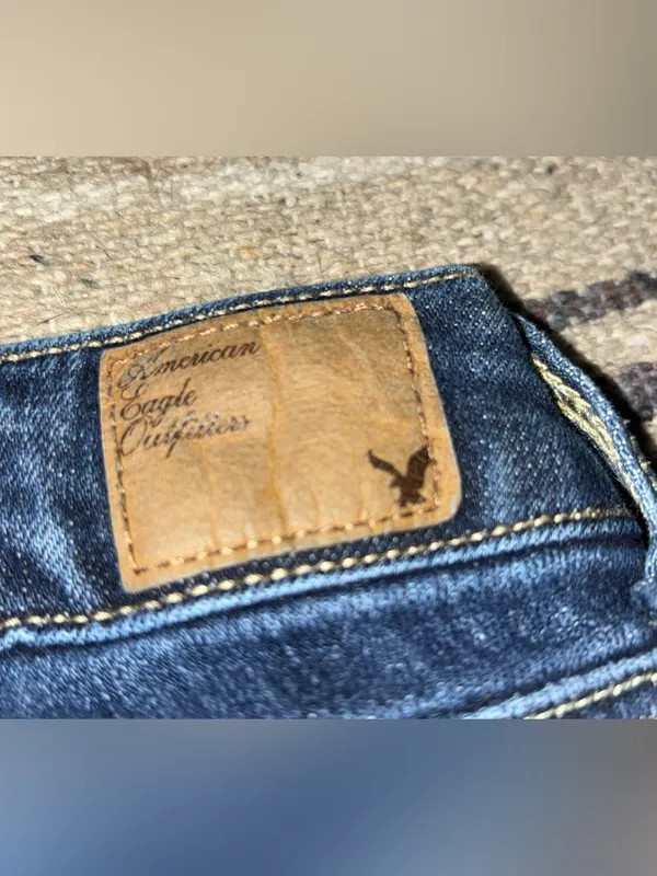 American Eagle Outfitters Straight-Leg Women's Jeans - Image 6