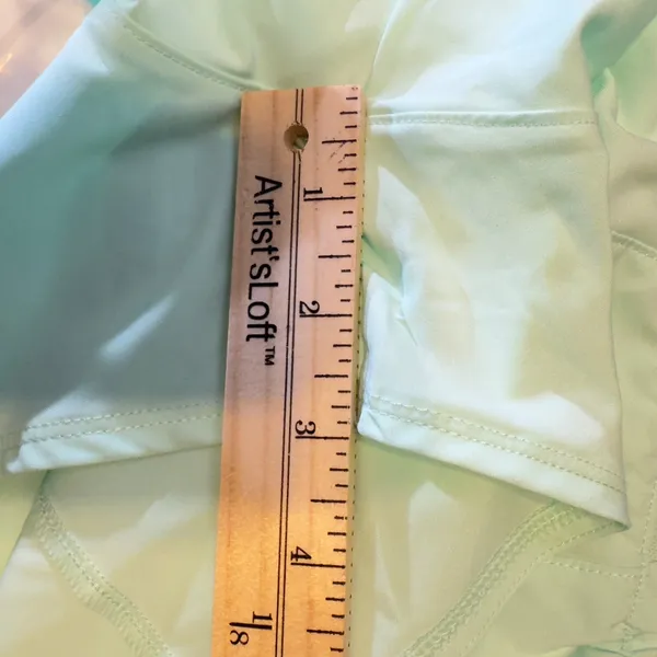 636 | NWT Nike Dri-FIT Women‎ XS Smocked Waist Training Shorts Mint Green - Image 4