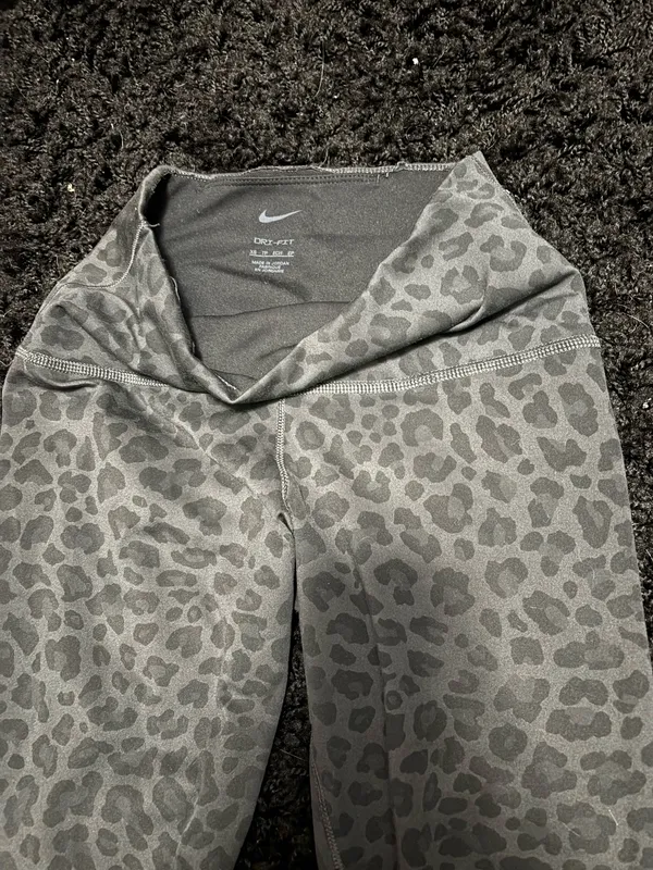 Nike Leggings Dri-Fit - Image 2
