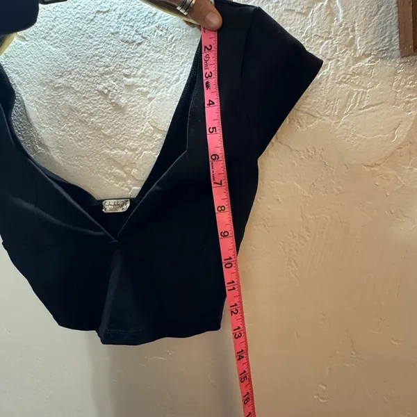 Free People Black Sexy Crop Top Xs Euc Like New - Image 7