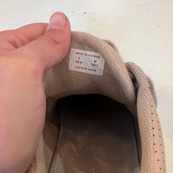 EVERLANE- The Trainer Sneaker Tan Size 9 - Image 9
