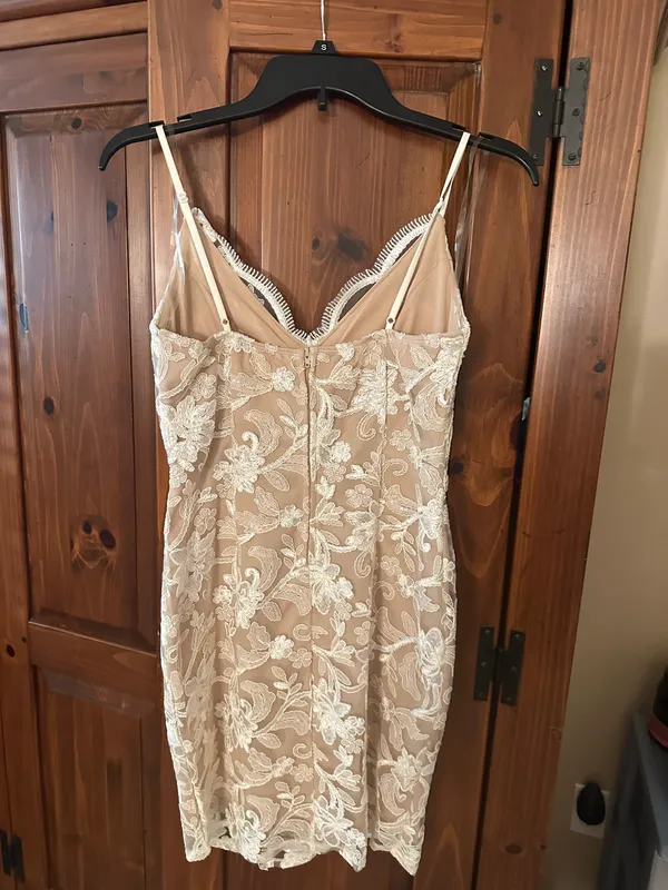 Lace Bodycon Cocktail Dress Tan Size M - Image 6