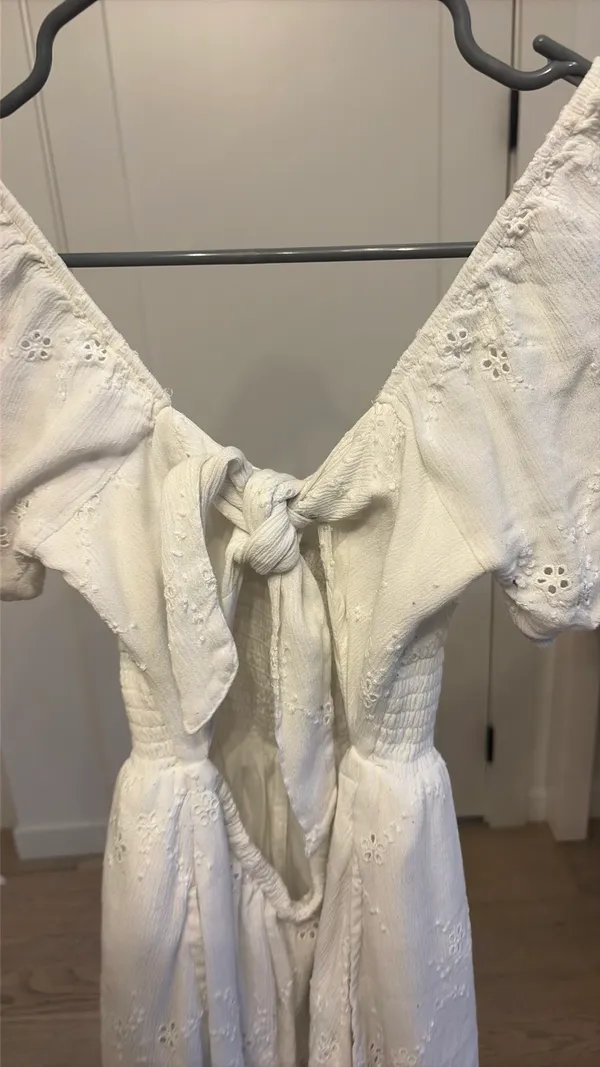 Hollister White Babydoll Dress - Image 3