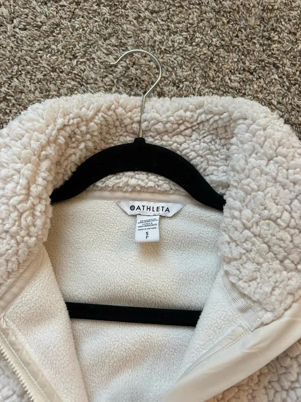 Athleta Funnel Neck Sherpa Pullover - Image 4