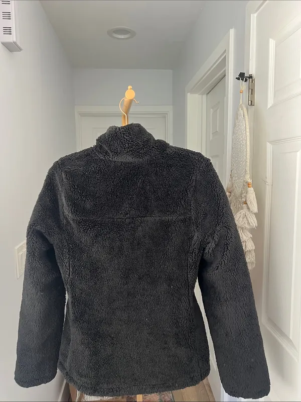 The North Face Mossbud Insulated Reversible Full Zip Puffer Fleece Jacket Black - Image 8